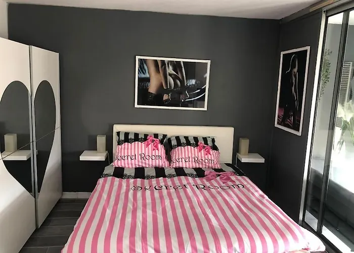 90, Heliopolis Fgh Au Village Naturiste Agde